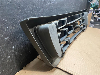 2003 to 2007 Ford Econoline E150 E250 E350 Front Grille Grille E4422 PS7