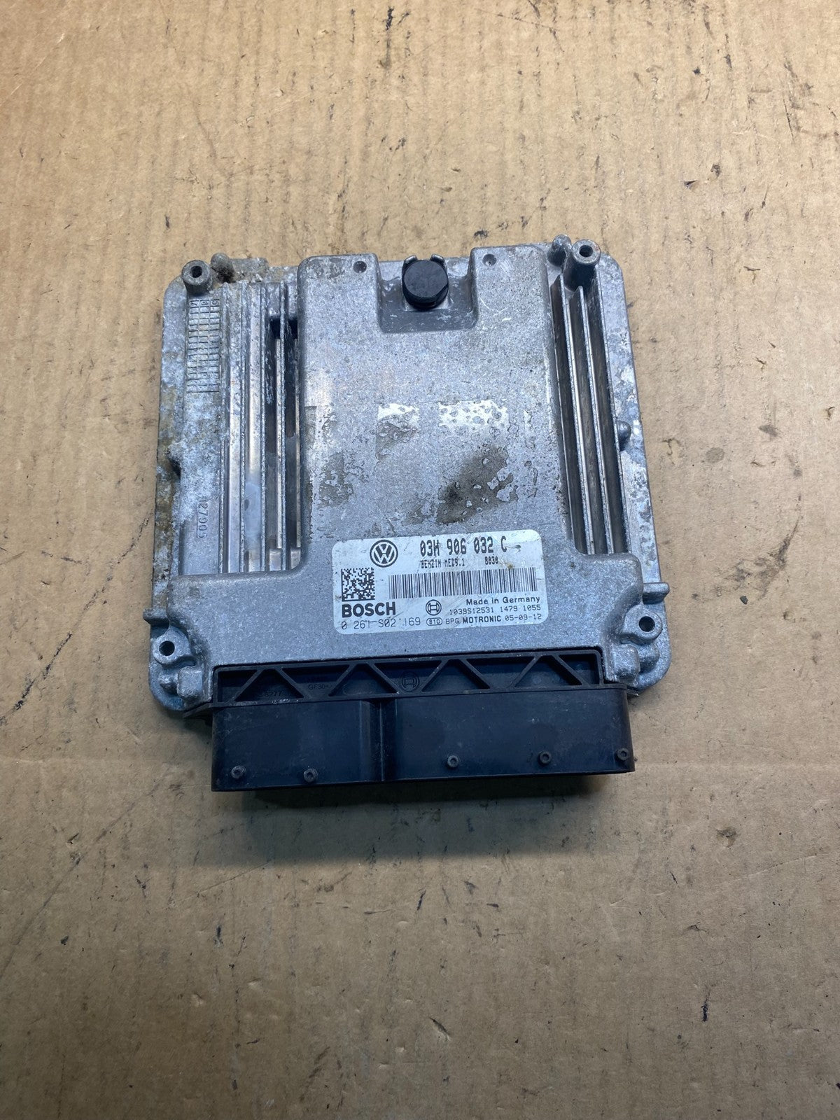 2006 to 2011 Volkswagen Passat 3.6L ECM Engine Control Unit ECU OEM AC4281 DG0
