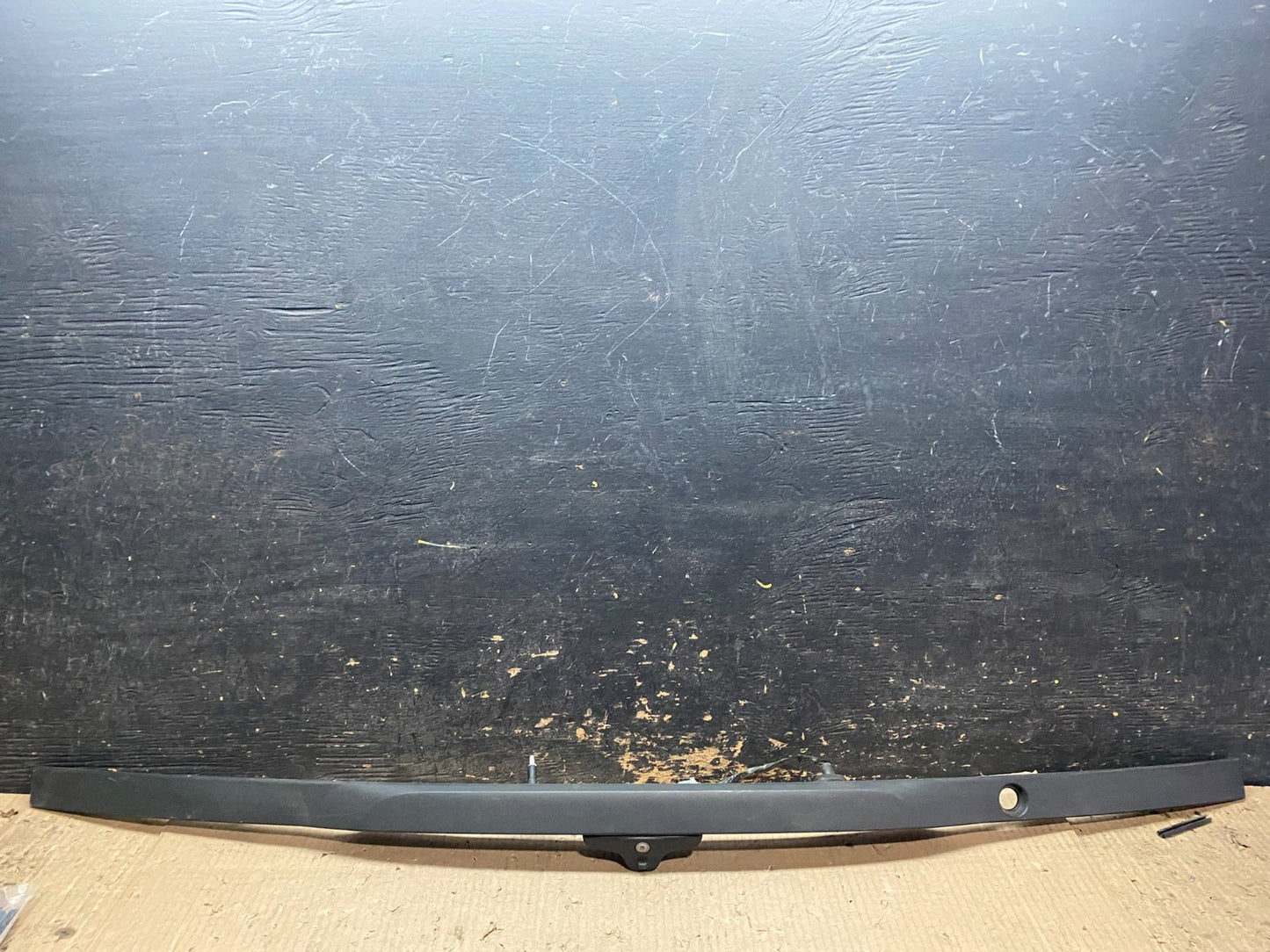 2016 - 2019 Ford Explorer Interceptor Rear Tailgate Molding With Camera X8143 DG0
