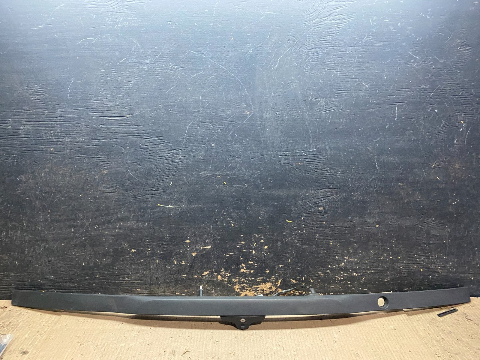 2016 - 2019 Ford Explorer Interceptor Rear Tailgate Molding With Camera X8143 DG0