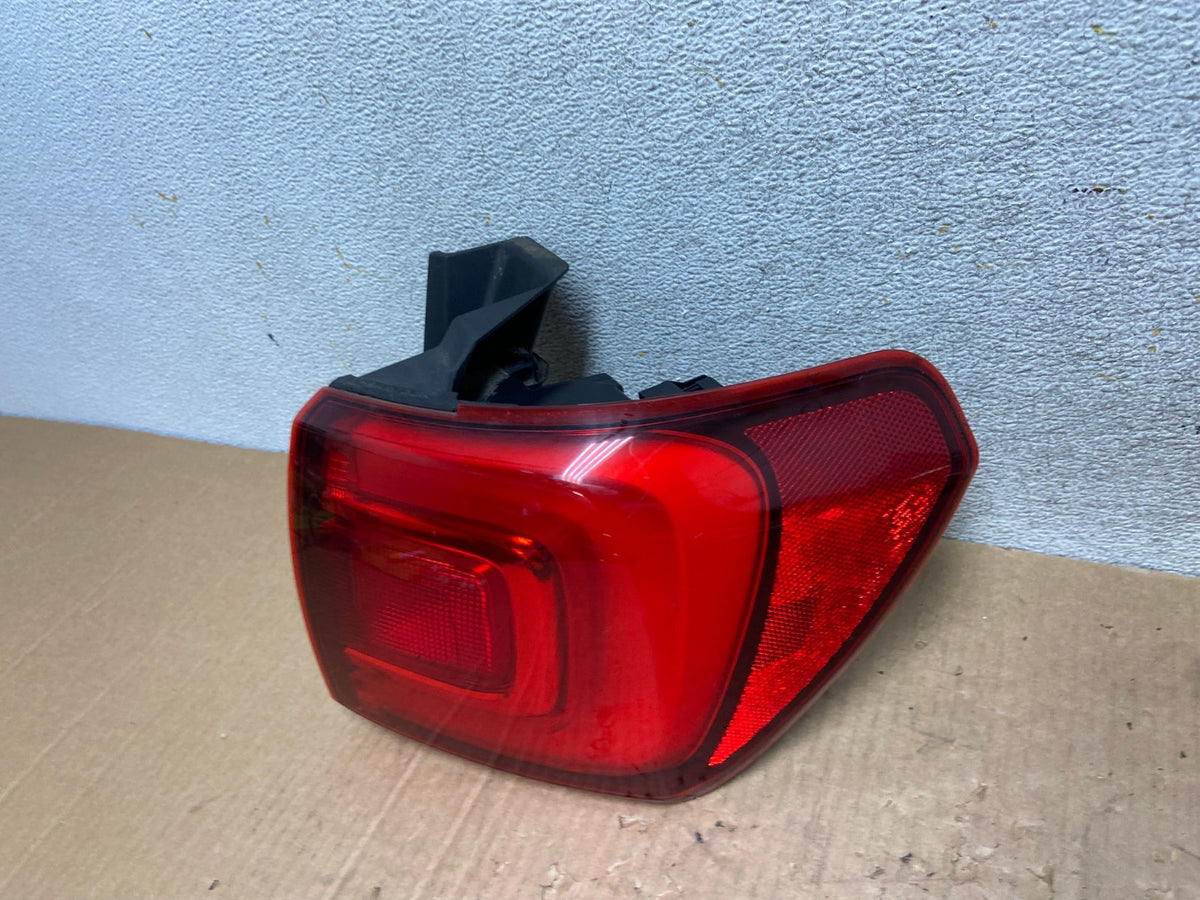 2017 to 2019 GMC Acadia Right Passenger RH Side LED Tail Light AI4747 LK1