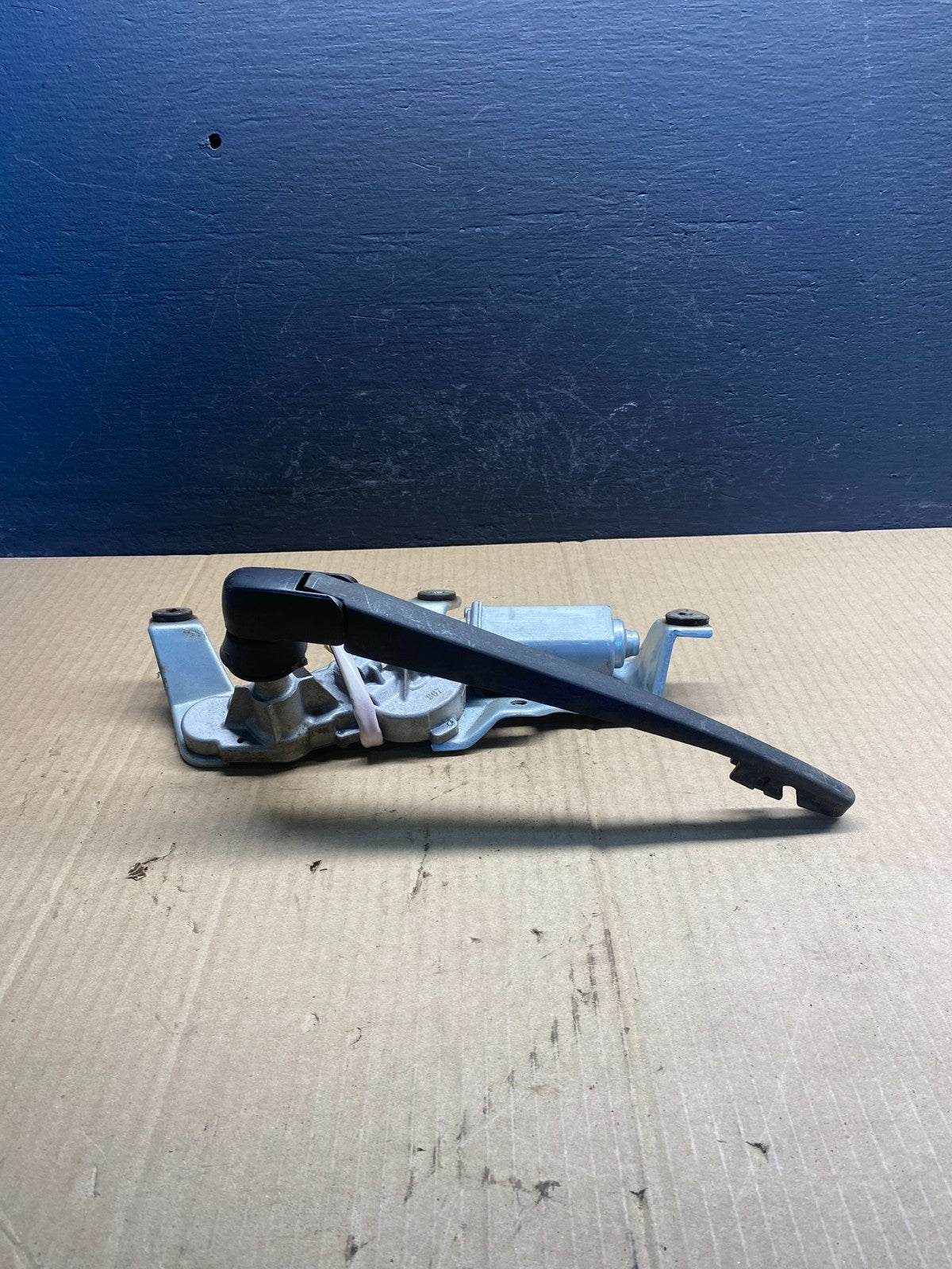 2006 to 2014 Subaru Tribeca Wiper Arm Motor Windscreen Window Rear Oem ac0891 DG3