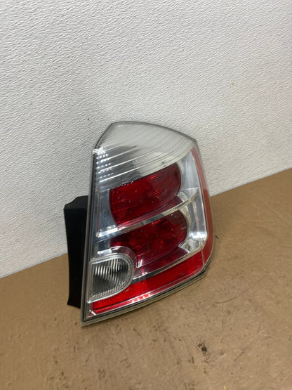 2007 to 2012 Nissan Sentra Right Passenger Rh Side Tail Light AC5966 LK2