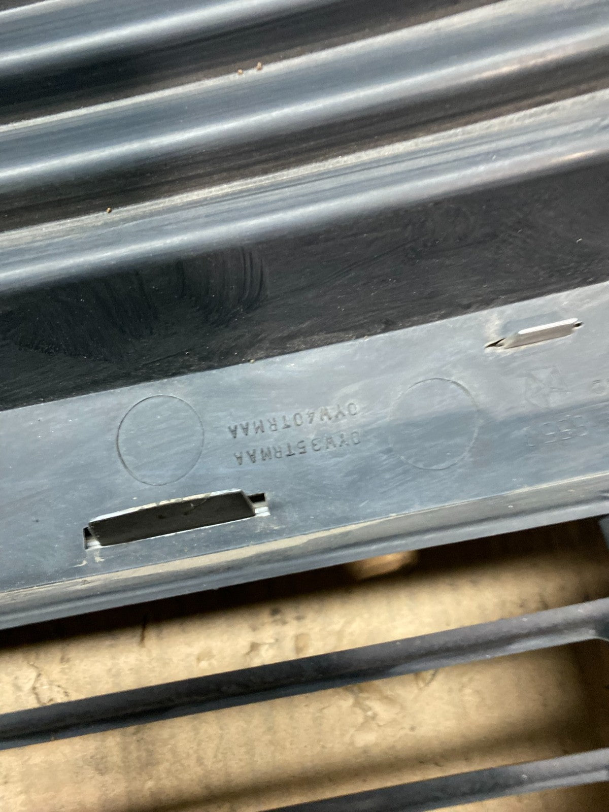 2008-2010 Dodge Grand Caravan Front Grill Grille 05113126aa X3533 DG14