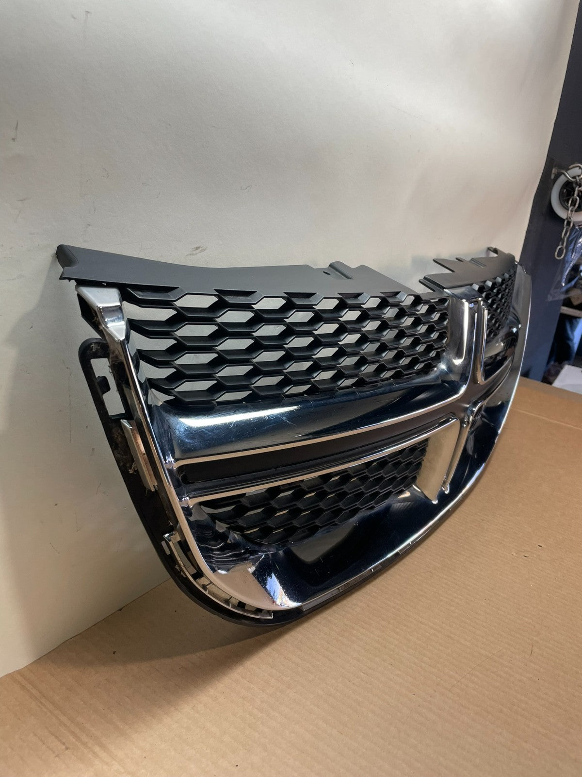 2011 to 2020 Dodge Grand Caravan Front Upper Grill Grille AJ1032 DG2