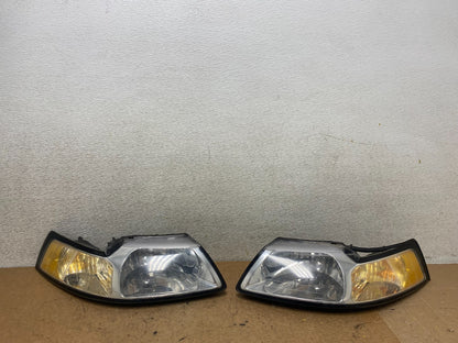 1999 to 2004 Ford Mustang Left+Right Set Side Headlights S7941 DW0