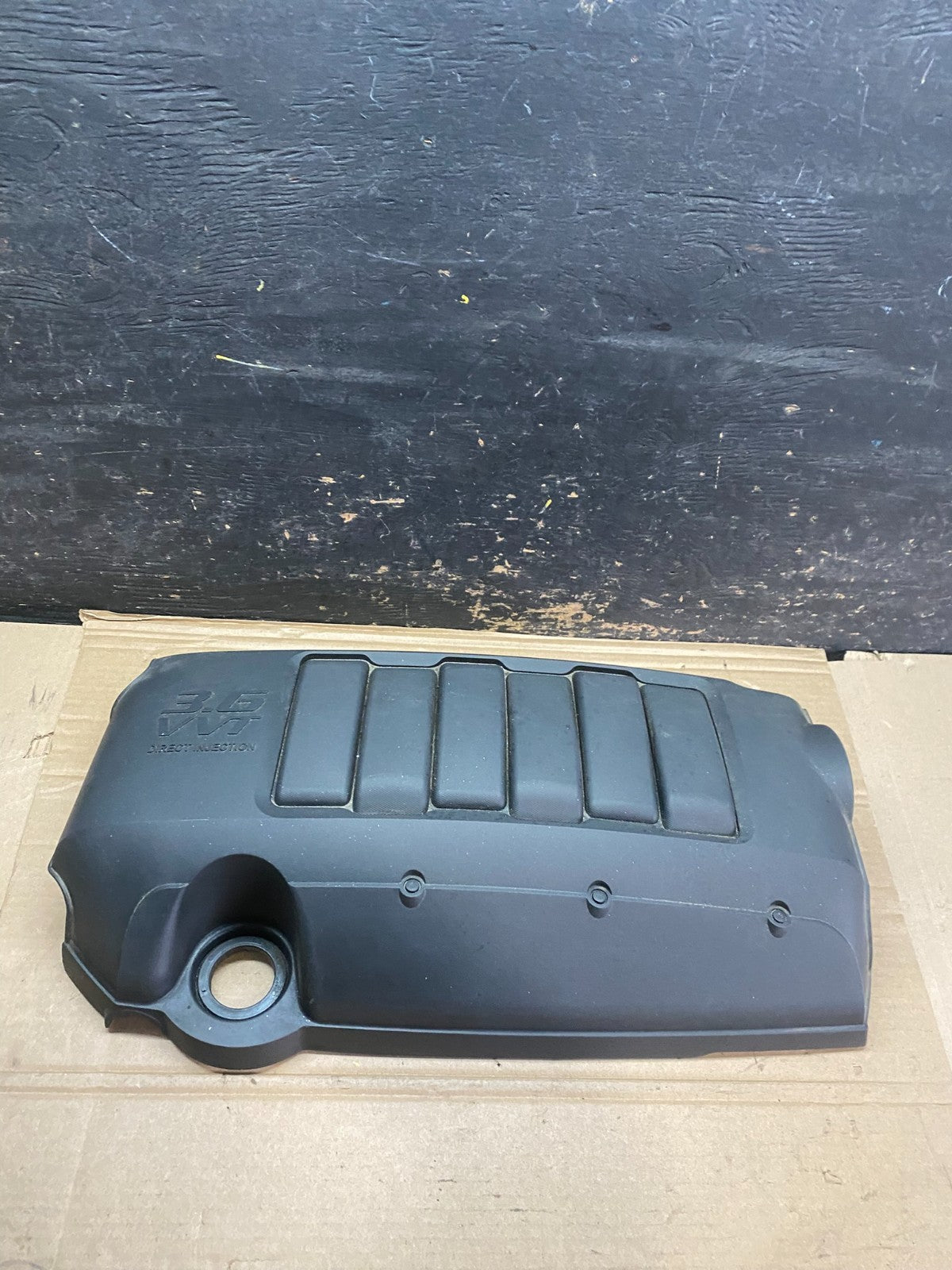 2012 to 2017 Buick Enclave Engine Motor Cover Oem v2654 DG1