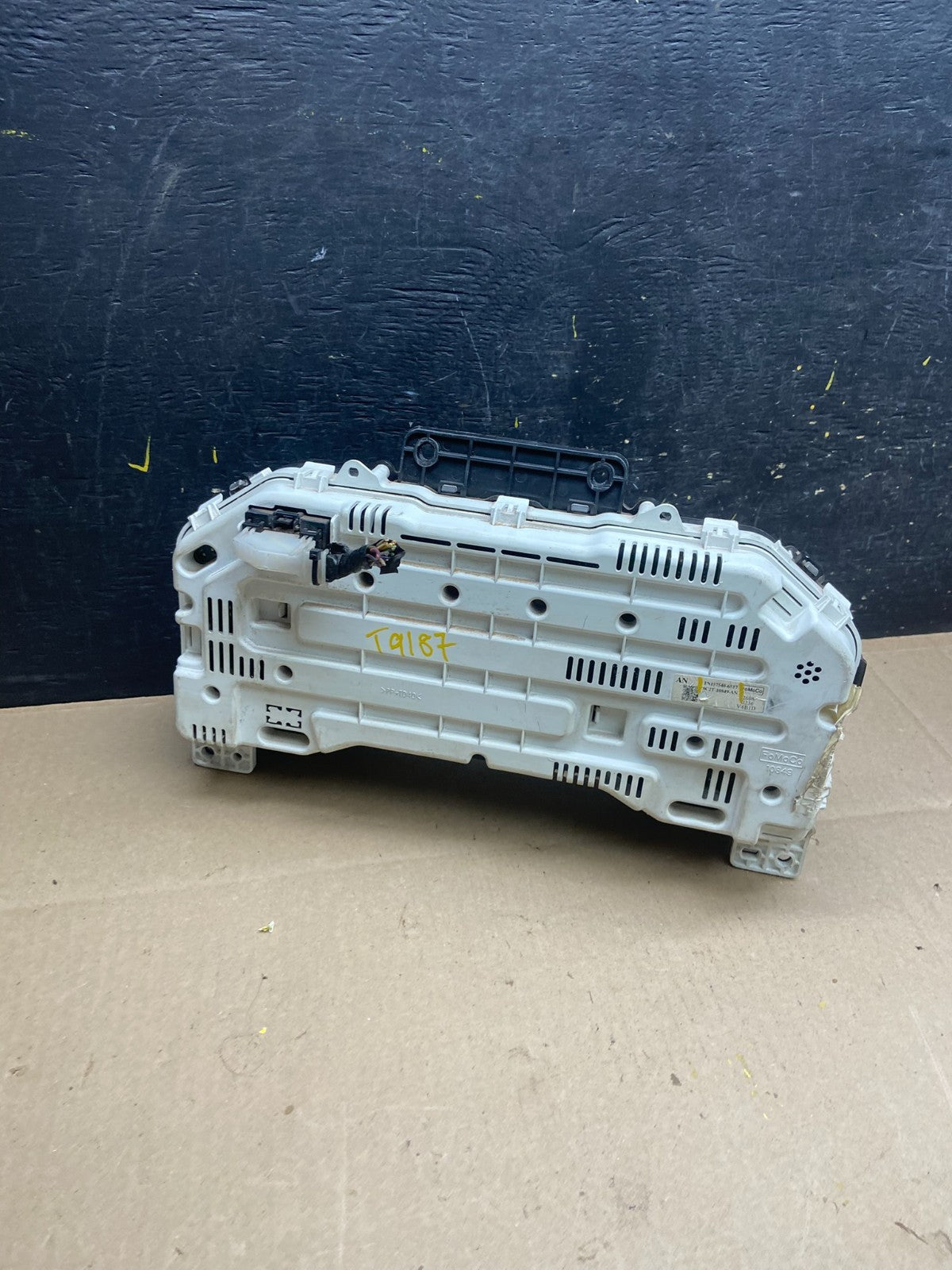 2009 to 2014 Ford E150 E250 E350 VAN Gauge Speedometer Cluster t9187 DG4