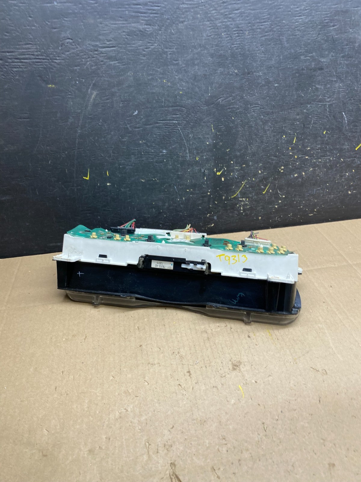 2001 - 2002 Ford Econoline E250 E350 Van Speedometer Instrument Cluster t9313 DG4