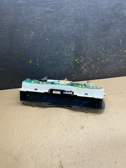 2001 - 2002 Ford Econoline E250 E350 Van Speedometer Instrument Cluster t9313 DG4