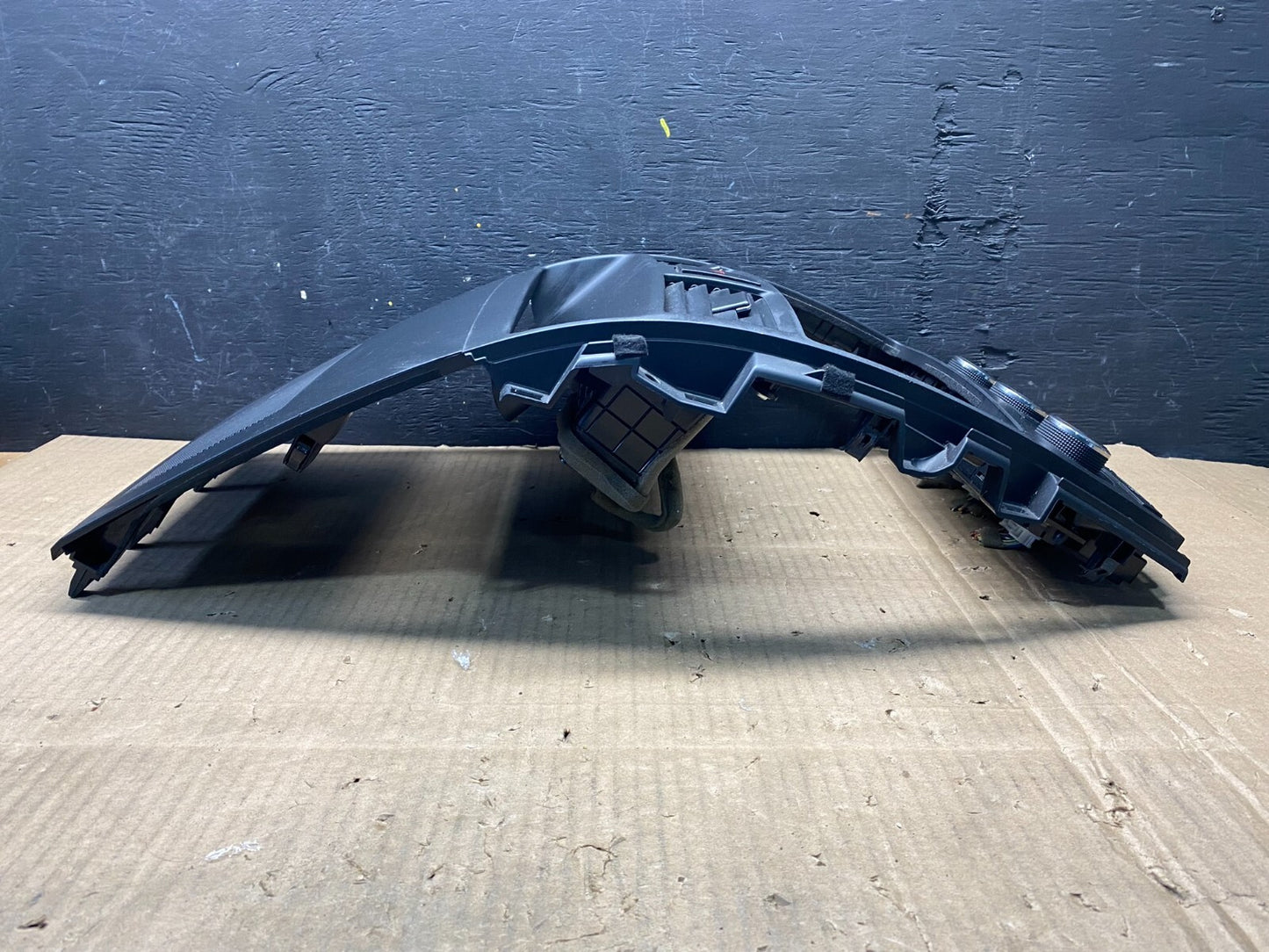 2010 - 2015 Mazda CX-9 Radio Dash Trim Bezel W/Vent AC Climate Control I5326 DG12