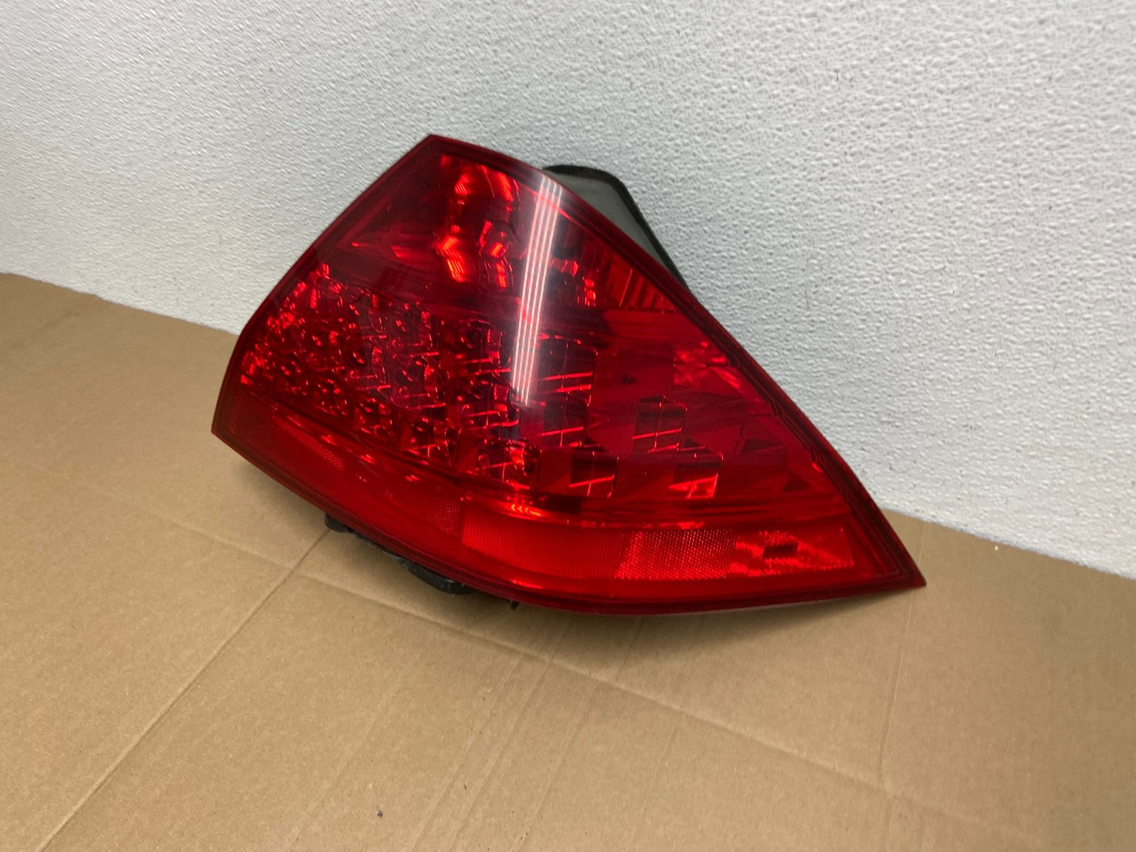 2006 - 2007 Honda Accord Right Passenger Side Tail light Oem AB8008 LK1