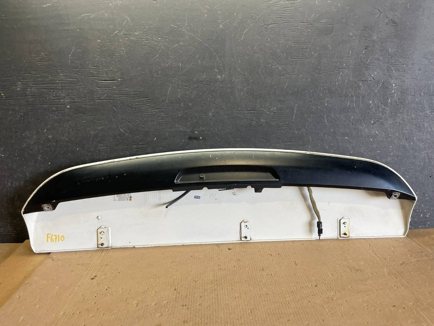 2006 - 2009 Land Range Rover Sport Rear Trunk Light Lift Gate Spoiler AA2212 DG6