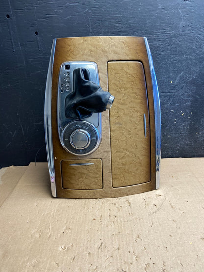 2008 to 2010 Infiniti QX56 Center Console Shifter Bezel Woodgrain AI5914 DG0