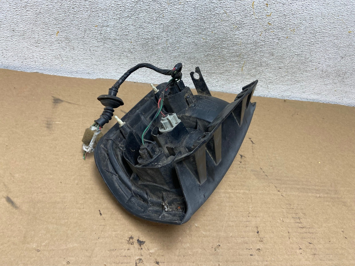 1996 - 1998 Nissan Pathfinder Left Driver LH Side Tail light AH4174 LK4