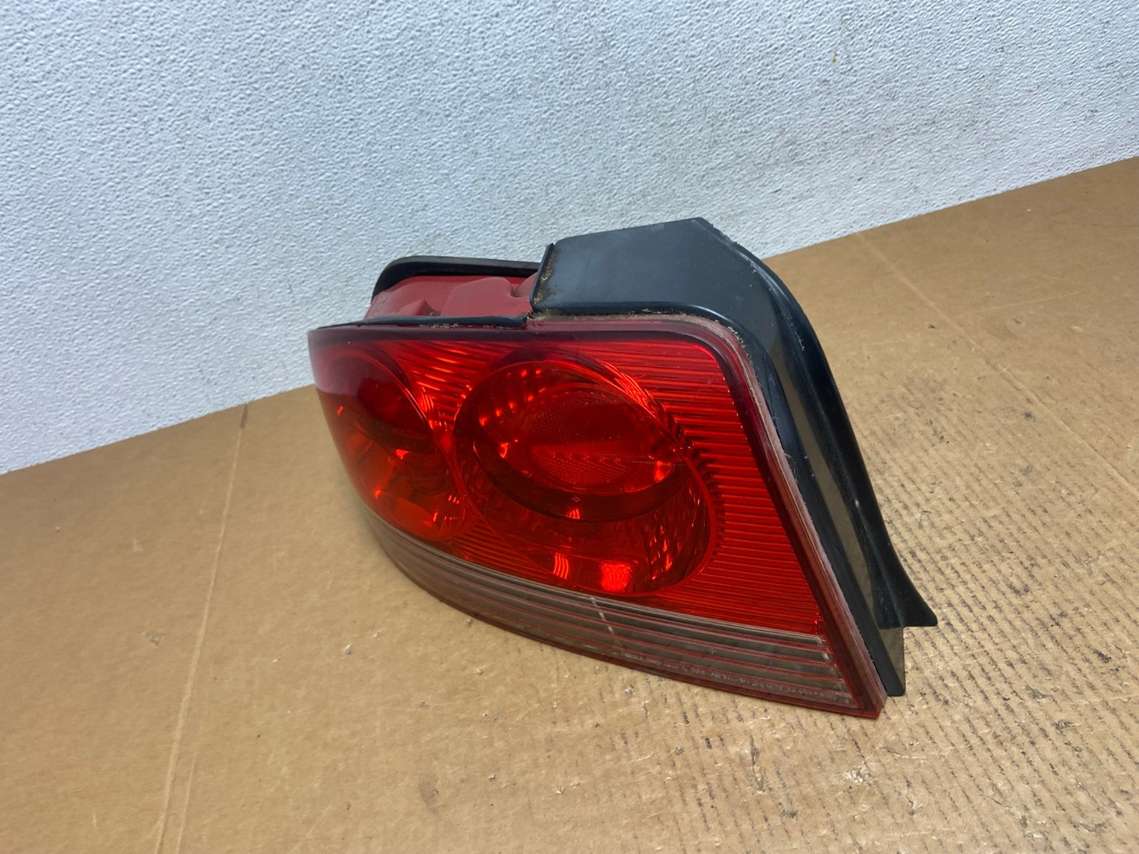 2002 to 2005 Hyundai Sonata Left Driver Lh Side Tail Light AE0409 LK1