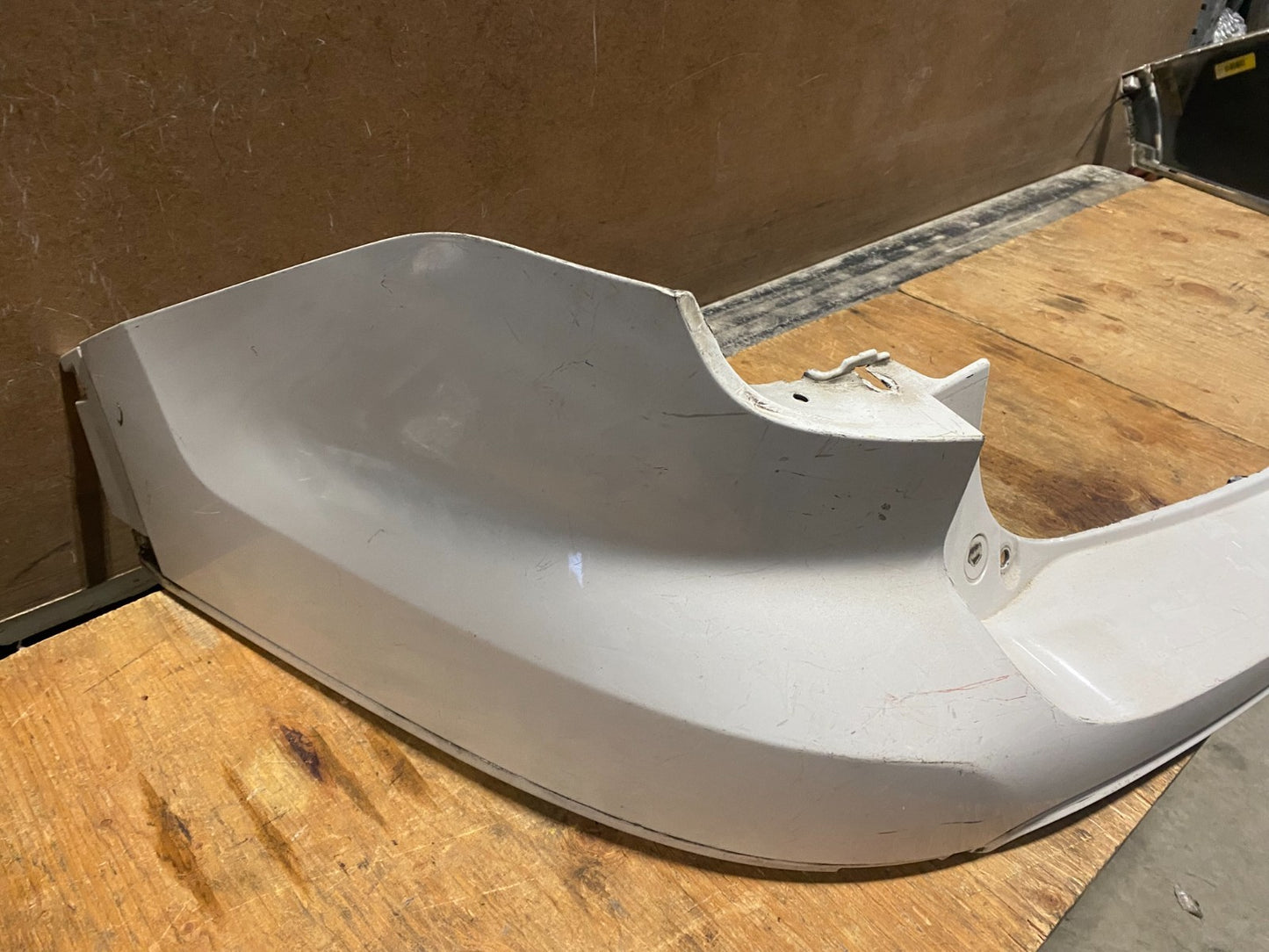 2011 to 2015 Ford Explorer Rear Upper Bumper Cover H36471