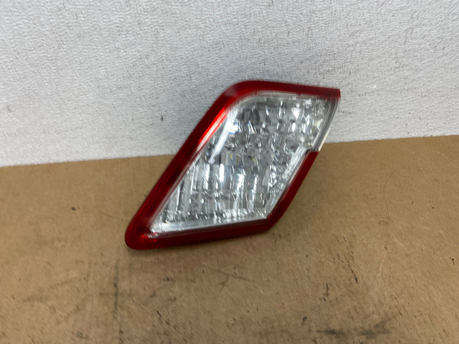 2007-2009 Toyota Camry Hybrid Right Passenger Inner Tail Light Oem AC3376 LK2