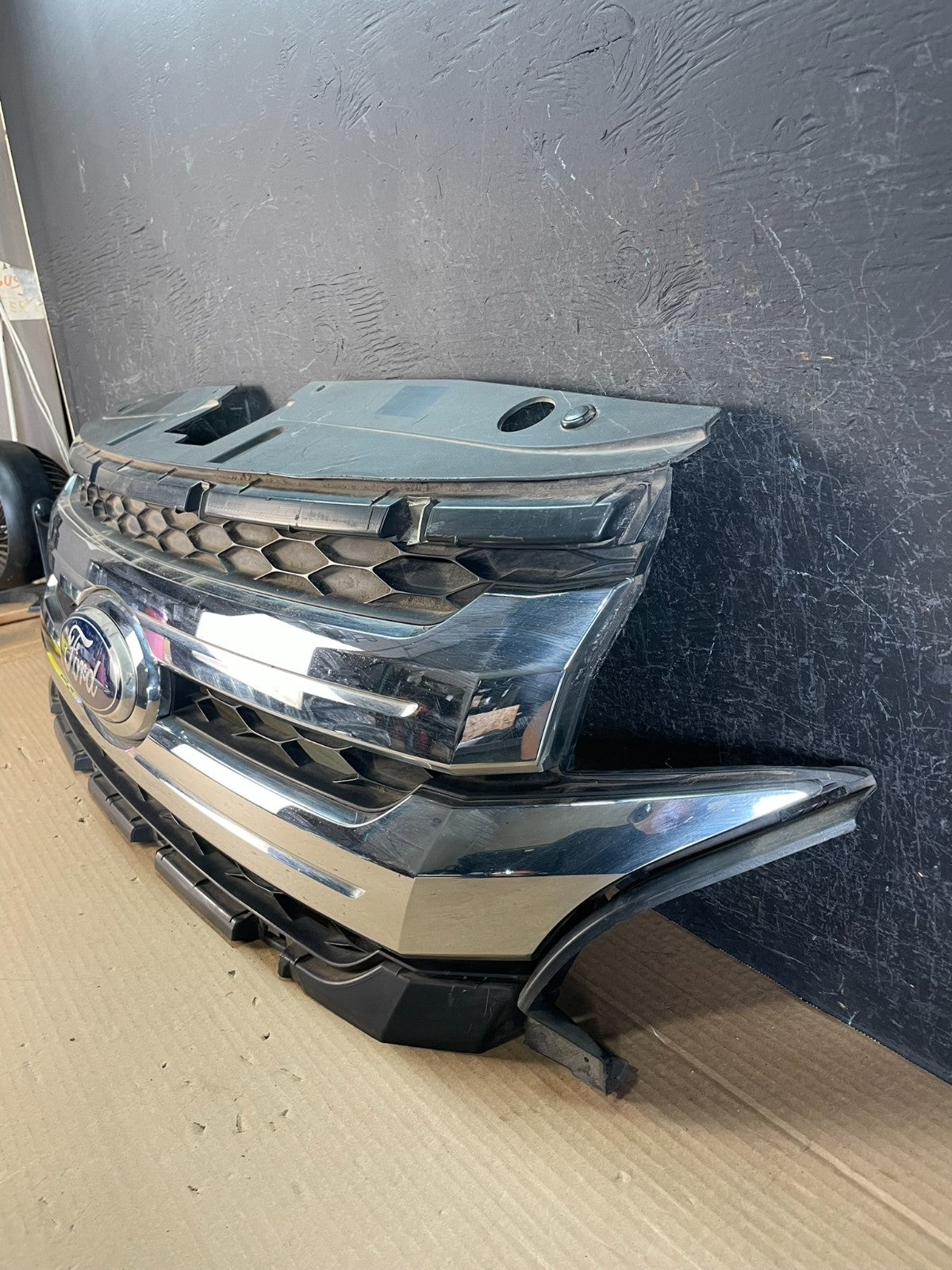 2011 2012 2013 Ford Edge Front Upper Chrome Grille Grill ae9944 DG2