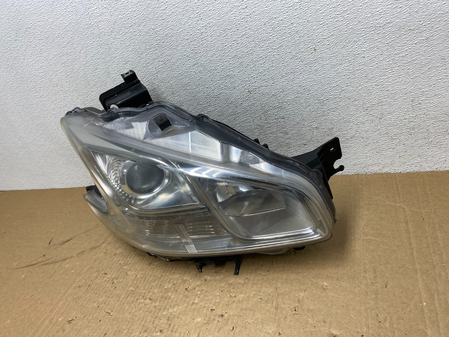 Halogen 2009-2014 Nissan Maxima Right Passenger Headlight AG0549 DW1