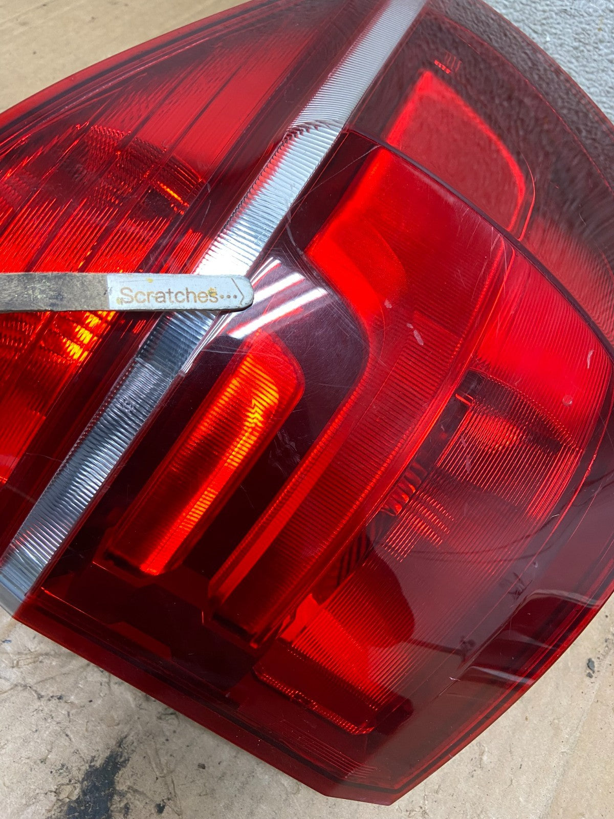 2011 2012 2013 Bmw X5 E70 Right Passenger Side Rh Tail Light AI9160 LK3