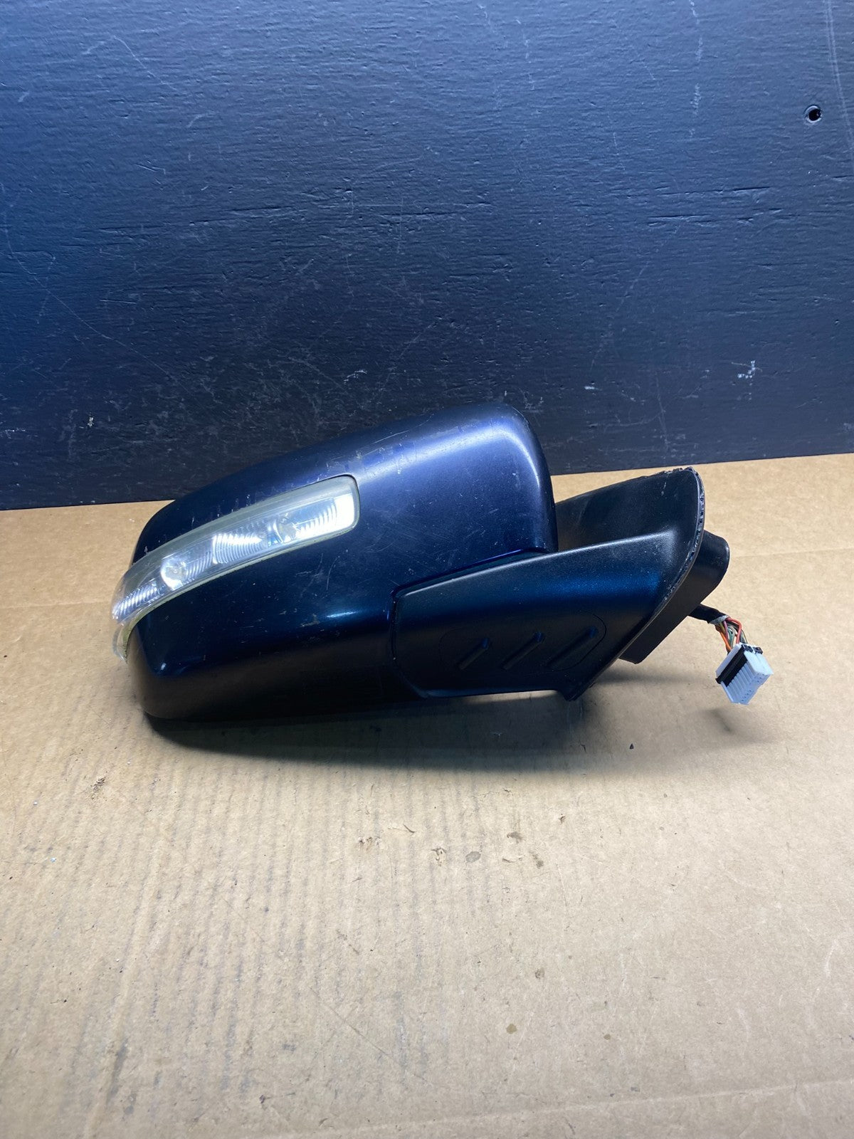 2009-2011 Kia Borrego Right Passenger View Door Turn Signal Mirror AC2815 DG2