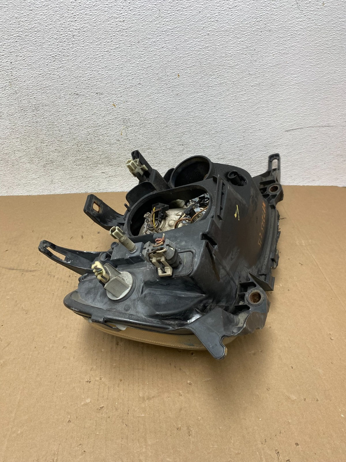 1998 to 2001 Mercedes ML320 ML-Class Left Driver LH Halogen Headlight AD6473 DW6