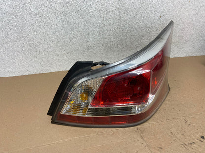 2013 2014 2015 Nissan Altima Right Passenger RH Side Tail Light AF4558 LK2