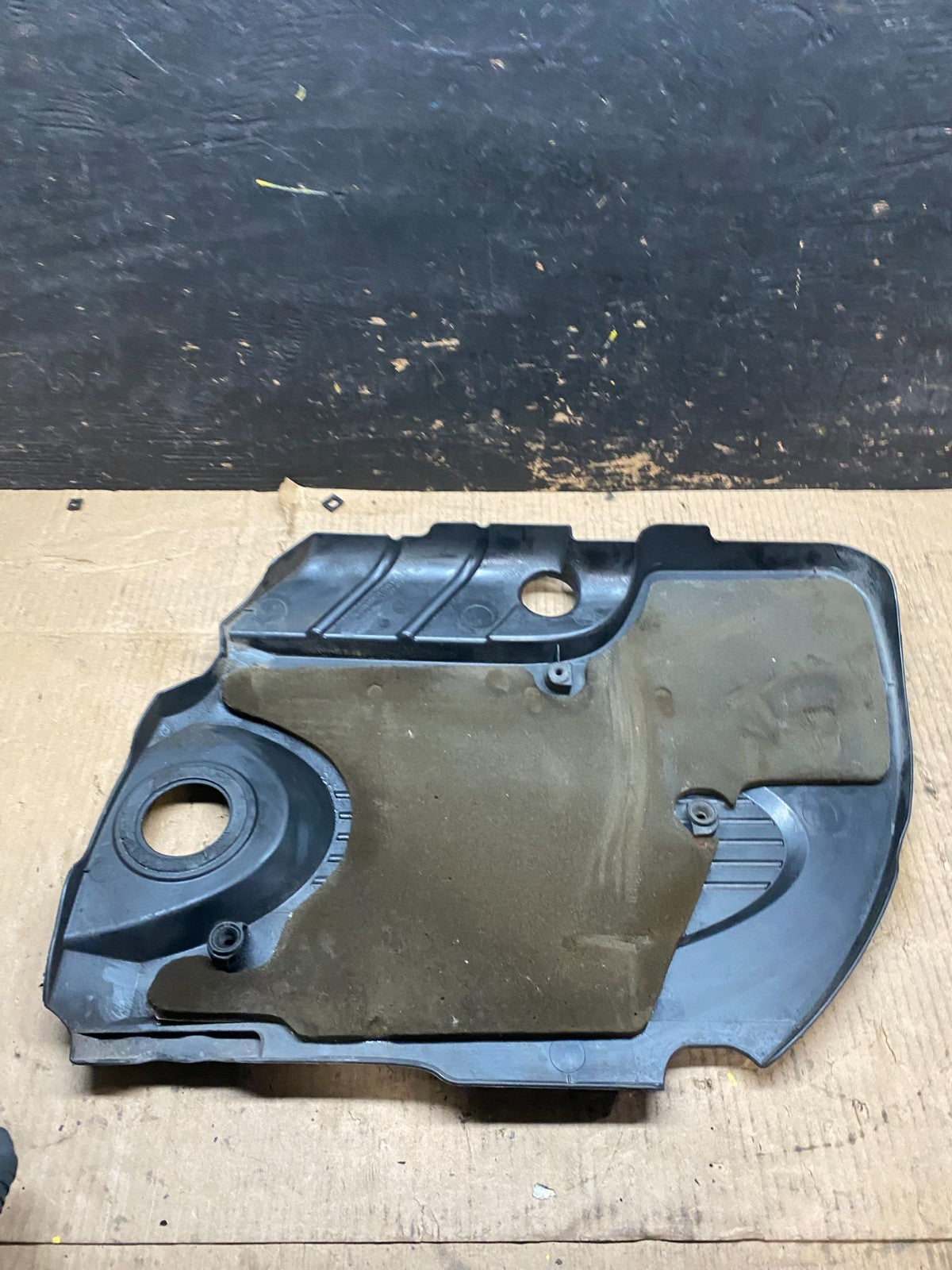 2006 2011 Chevrolet Impala V6 VVT Engine Cover Shield OEM U6121 DG4
