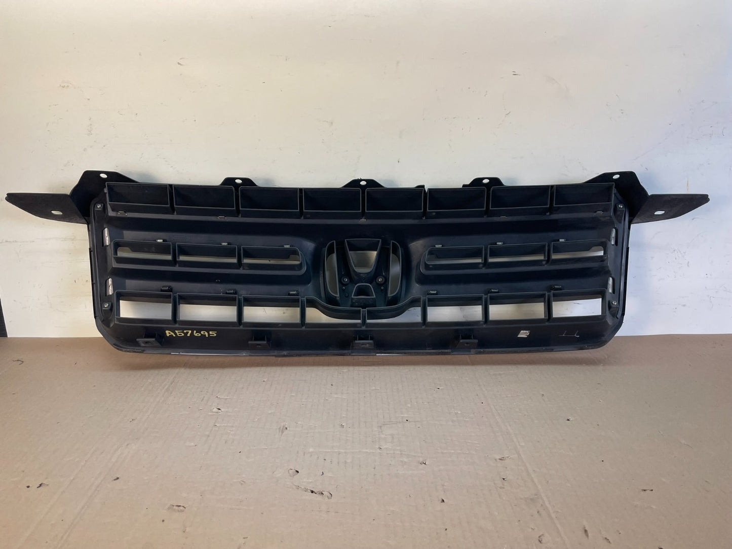 2006 to 2008 Honda Pilot Front Upper Grill Grille AG7695 DG3