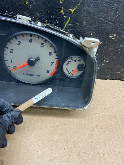 2001 to 2003 Nissan Pathfinder Speedometer Cluster Gauge Z02641