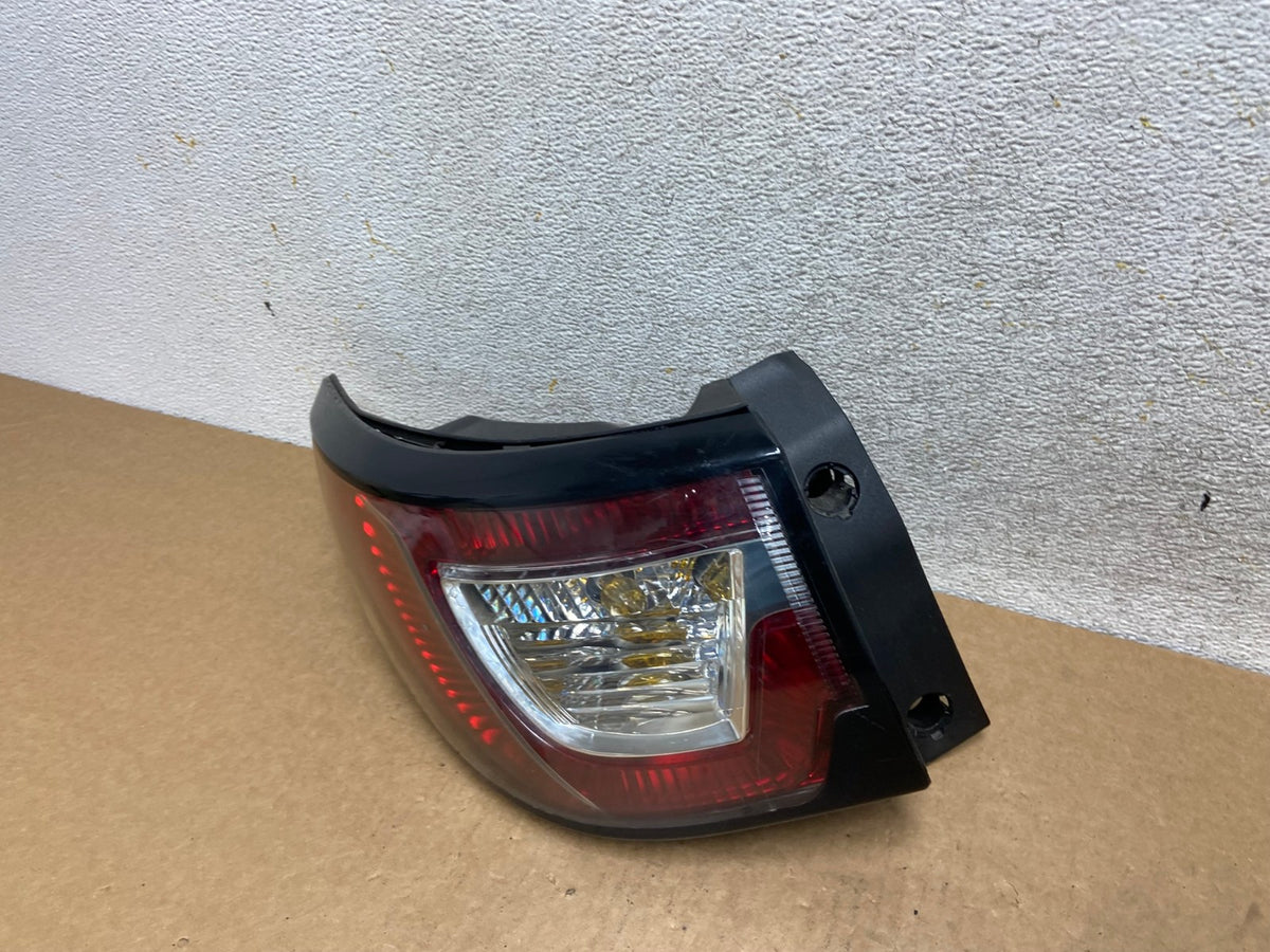 2013 to 2017 Chevrolet Traverse Left Driver LH Side Tail Light AI3398 LK1