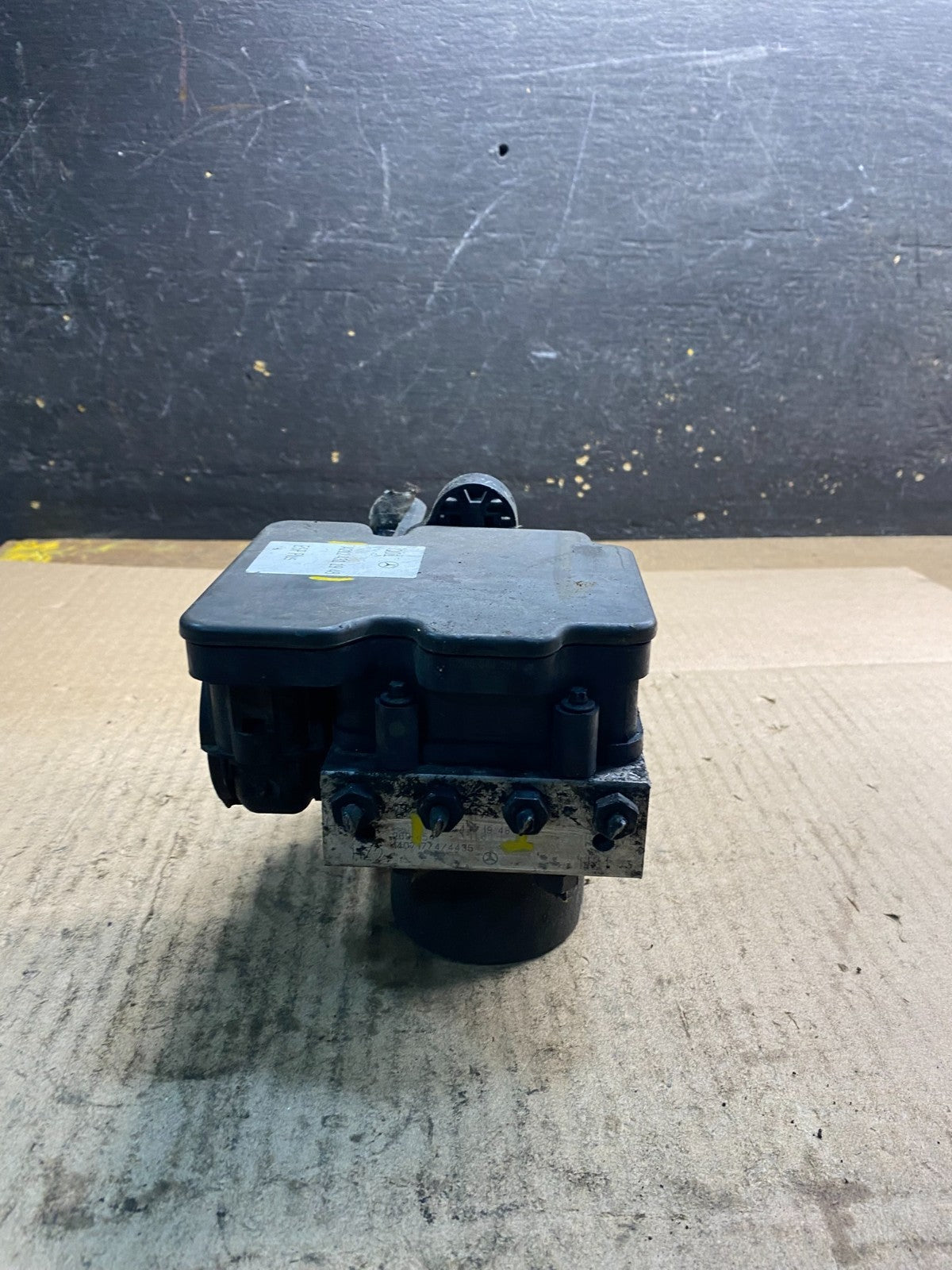 2014 Mercedes-Benz E350 W212 ABS Anti Lock Brake Pump Module z4651 DG2