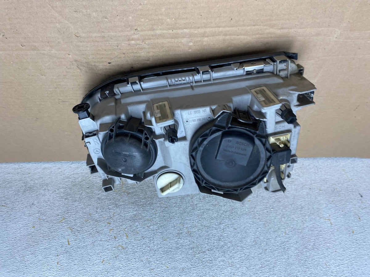 1997-1999 Mercedes W140 S320 S500 Right Passenger Side Headlight AH9389 DG7