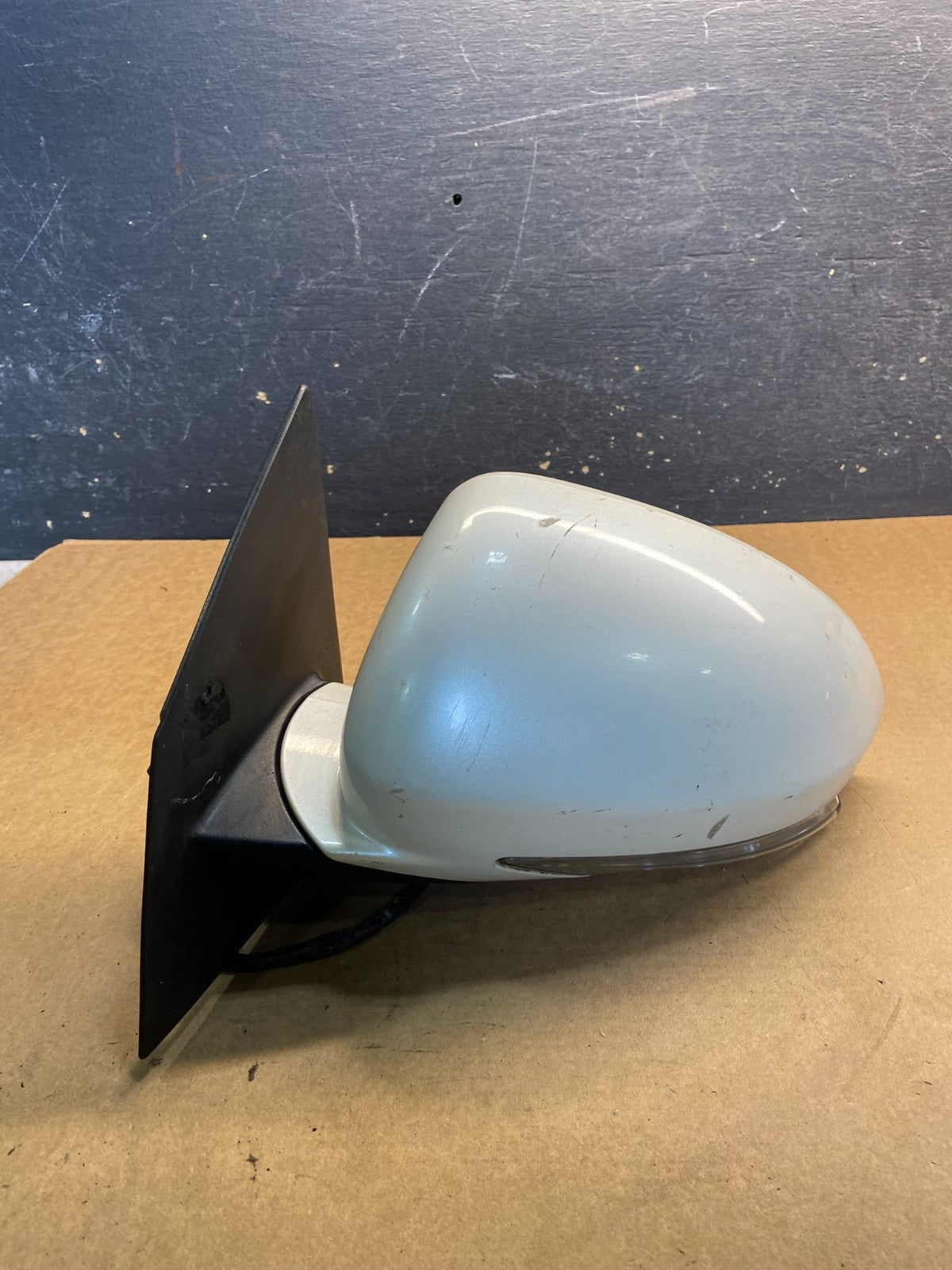 2008-2012 Buick Enclave Left Driver Heat Door Turn Sg Mirror OEM AA0887 MS0