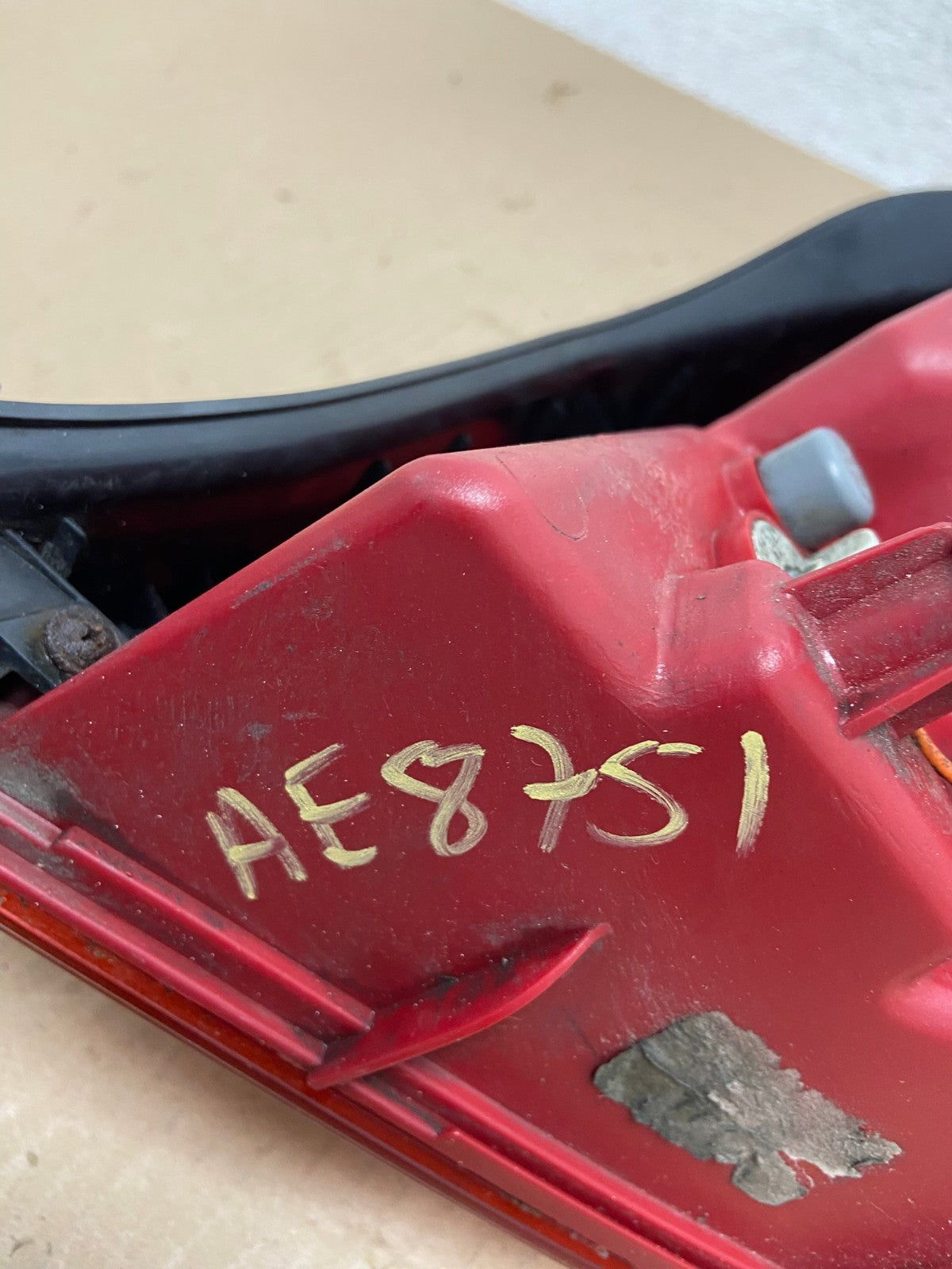 2004 2005 2006 Hyundai Elantra Sedan Left Driver LH Tail Light AE8751 LK5
