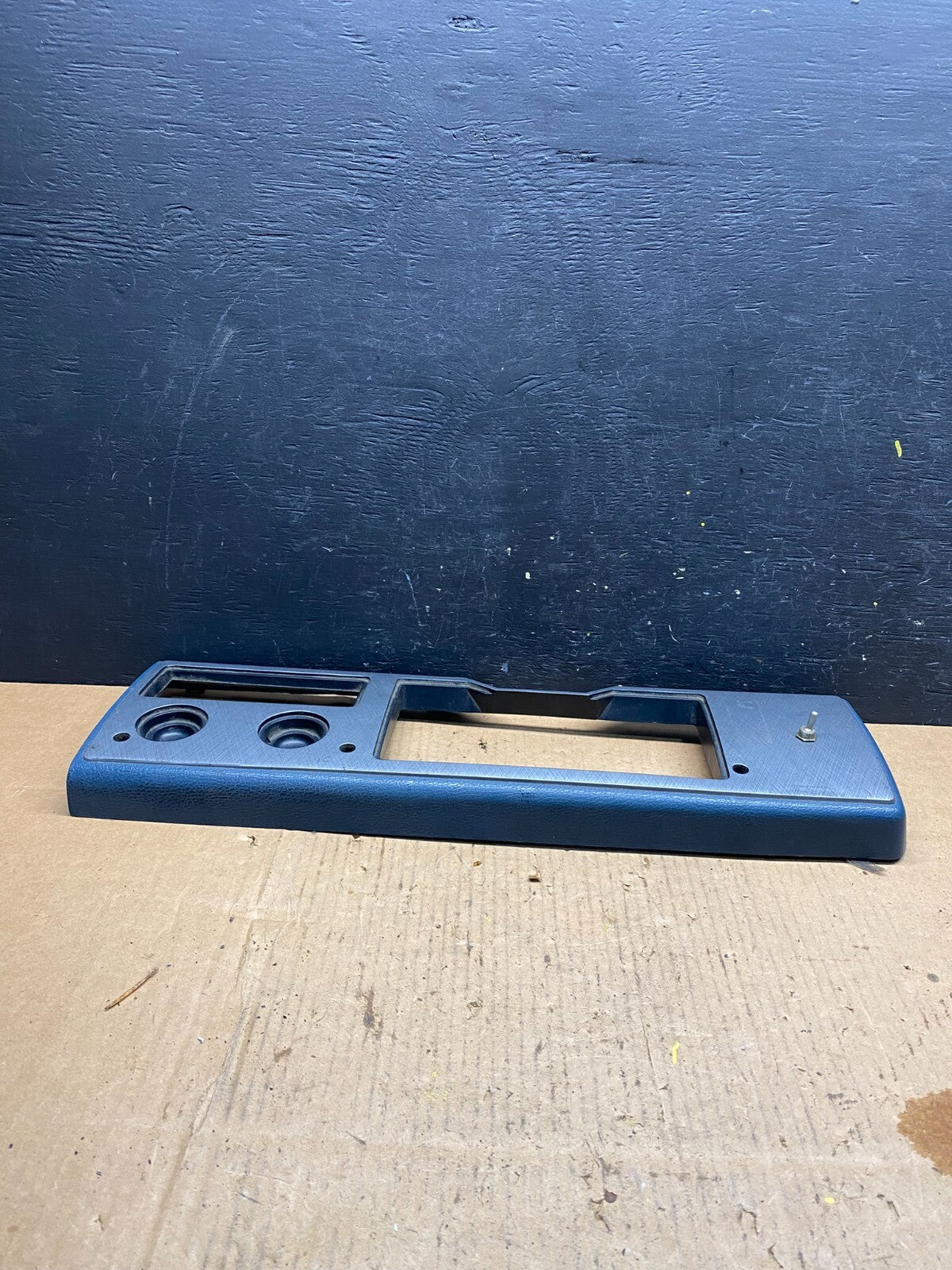 1993 1994 1995 Chevrolet Van G20 Cluster Gauge Speedometer Bezel N5149 DG3