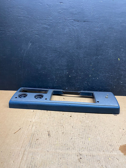 1993 1994 1995 Chevrolet Van G20 Cluster Gauge Speedometer Bezel N5149 DG3