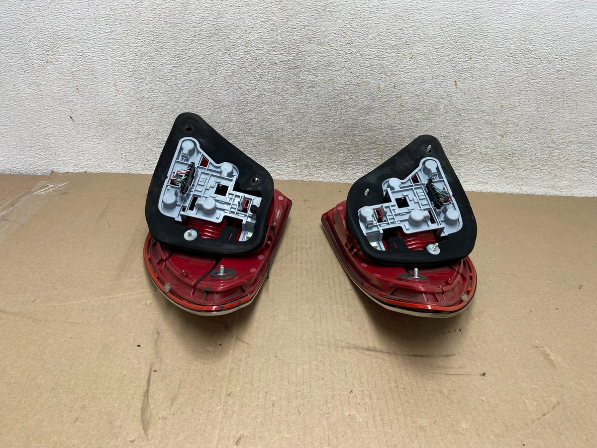 2008 2009 2010 2011 Mercedes C-Class Left+Right Side Tail Lights AH6676 DW6