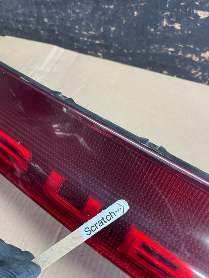 1995 to 1996 Subaru Legacy Wagon Trunk Mounted Center Tail Light Panel z8540 DG3