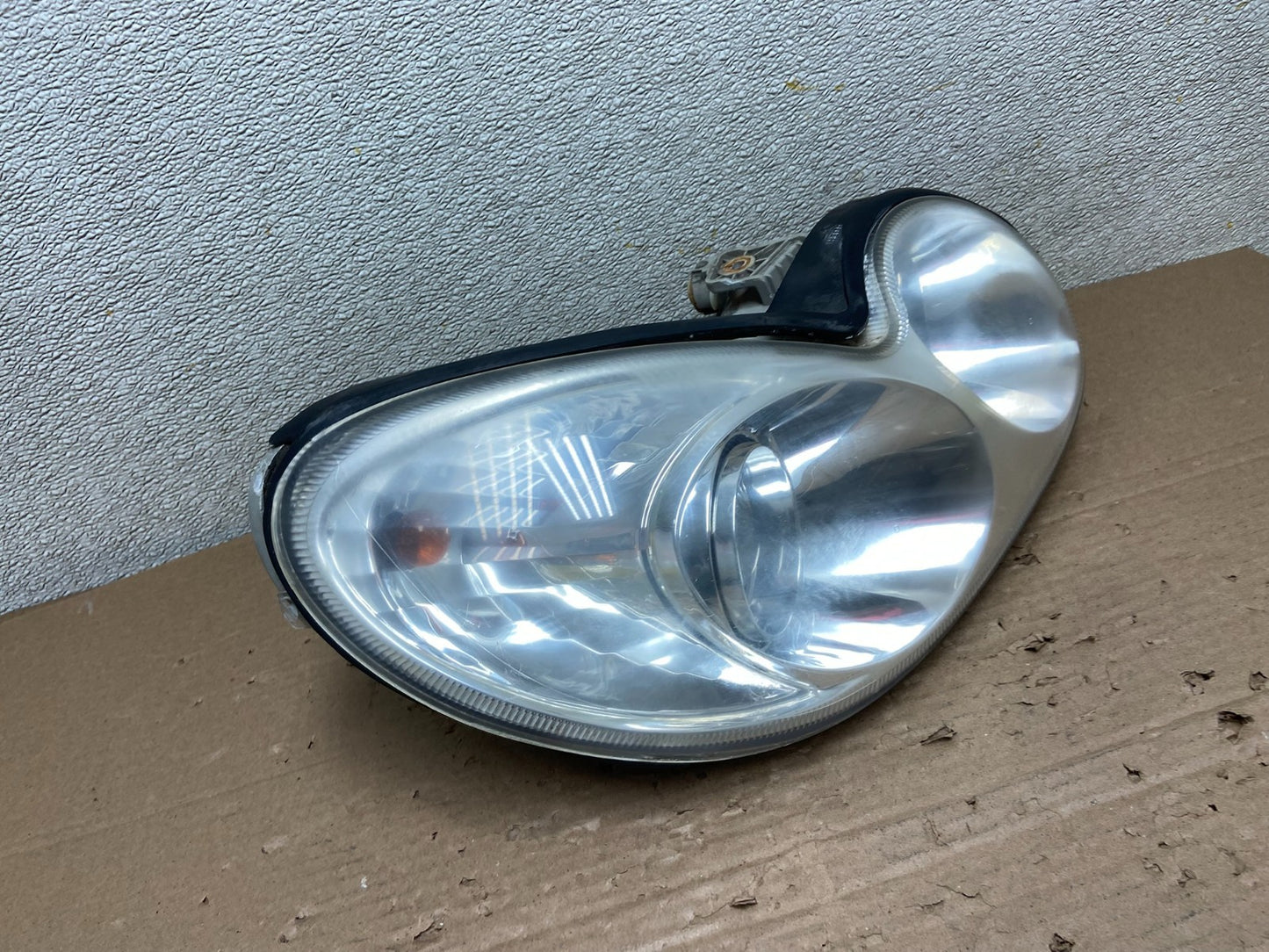 2002-2005 Hyundai Sonata Right Passenger Headlight Halogen Oem AB1530 DW2