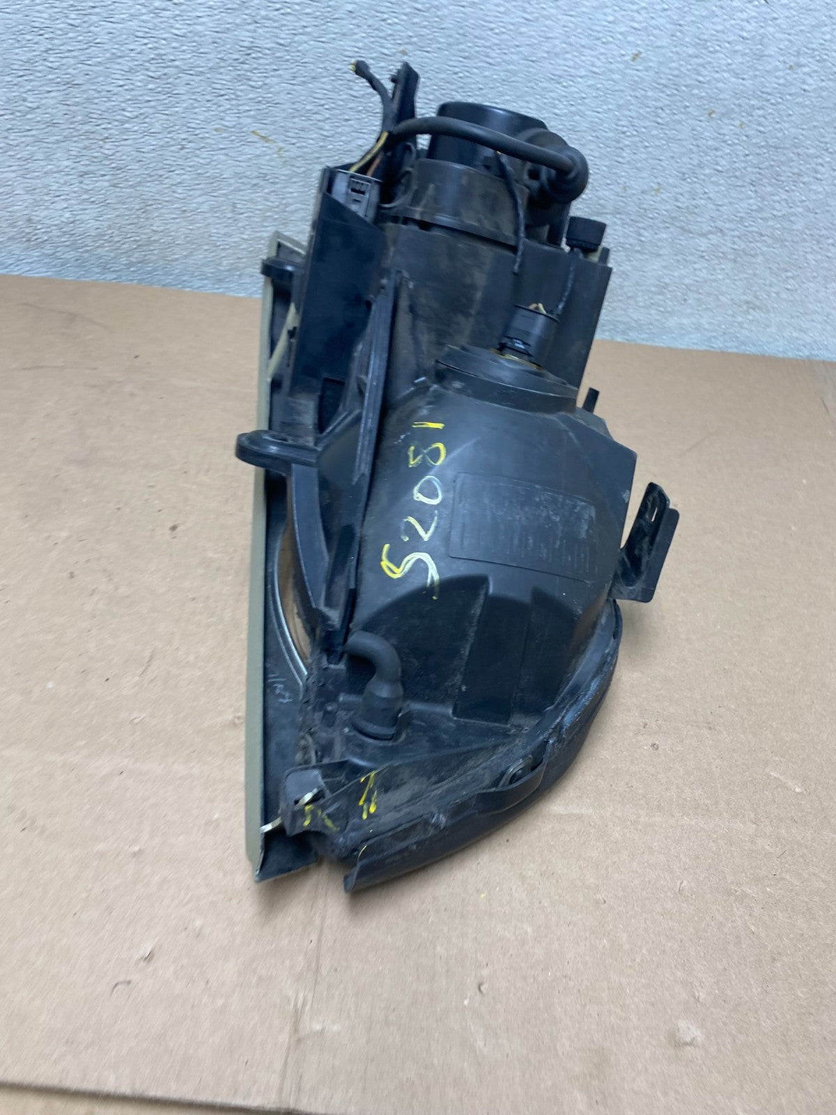 Xenon 2000 - 2003 Bmw X5 E53 Headlight Left Driver Lh Side OEM S2081 DW9