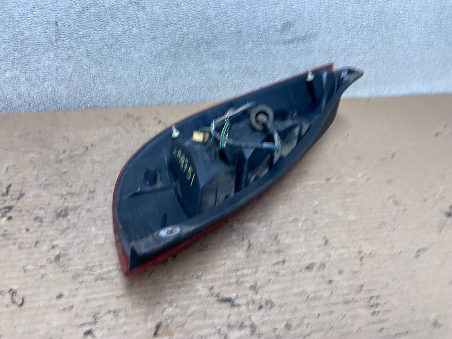 2002 to 2004 Suzuki Aerio Wagon Right Passenger RH Tail Light AA9751 LK4