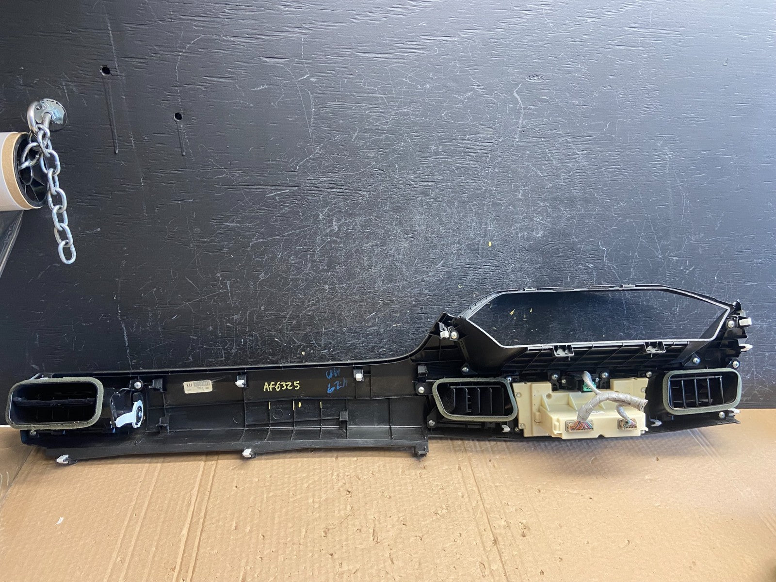 2011-2013 Honda Odyssey Dash Climate Control A/C Cluster Trim Bezel AF6325 DG6