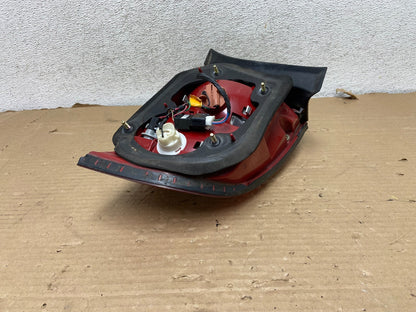 2003-2006 Kia Optima Left Driver LH Side Tail Light AG8170 DW5