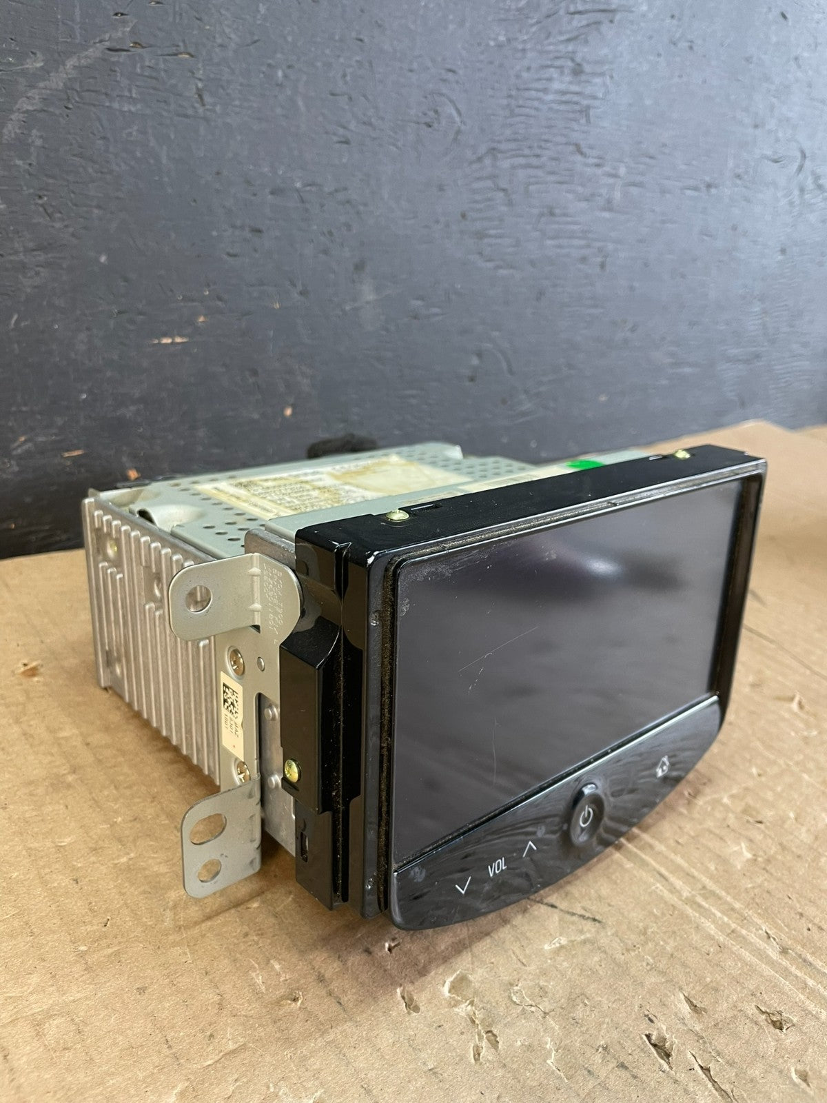 2013 2016 Chevy Sonic Radio Receiver Display Screen AM FM MP3 AC4897 DG1