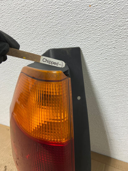 2002 to 2009 Gmc Envoy Left Driver Lh Side Tail Light OEM AC0240 LK3