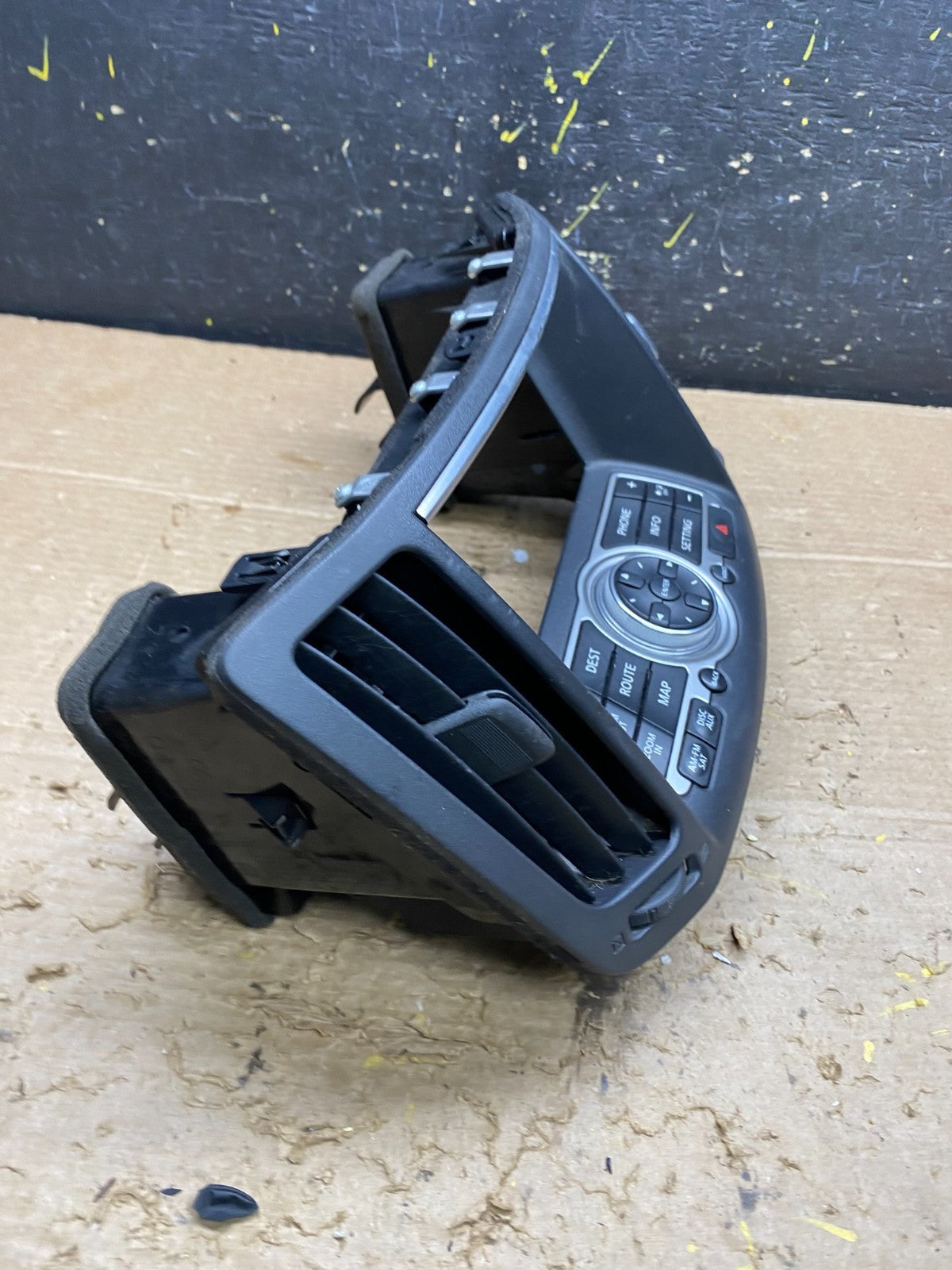 2008 - 2012 Infiniti G35 EX35 Radio Player Screen Panel Bezel X1238 DG2