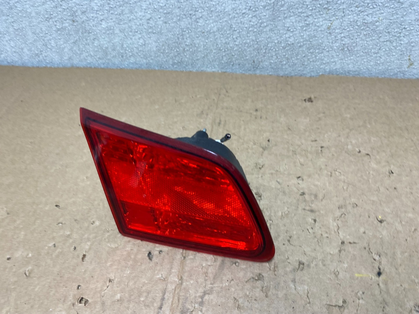 2010-2014 Subaru Legacy Left Driver Lh Side Tail Light Inner V0146 DW1