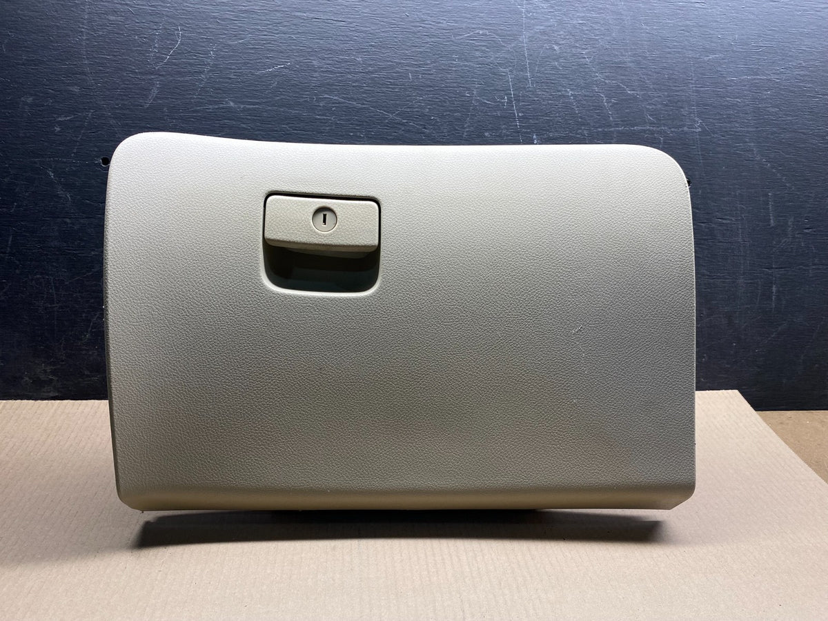 2011-2017 Nissan Quest Front Right Passenger Storage Glove Box ai7110 DG0